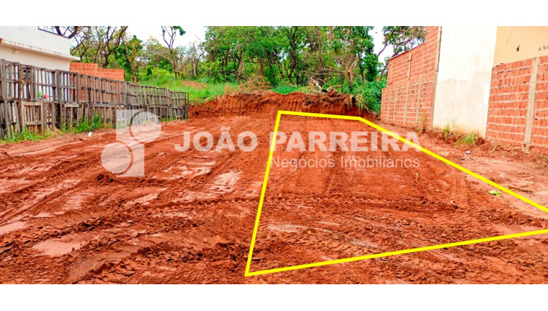 B. DOS TANGARÁS B. DOS TANGARÁS